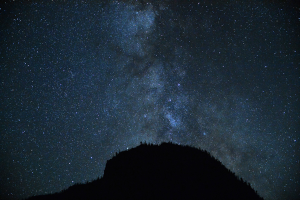 Johnathon Lingel • Mt Haynes and Sagittarius Milky Way