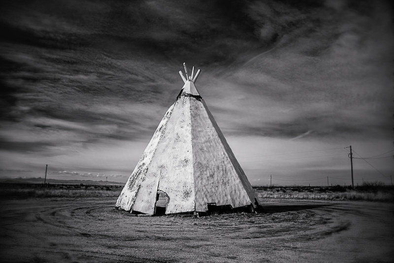 Lone Tipi