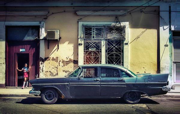 Jody Miller • Girl Waving, Cienfuegos